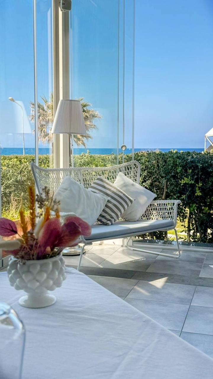 Appartamenti Vacanze Villa Meo Villafranca Tirrena Exterior photo